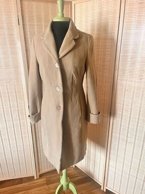 Kenneth Cole Tan Coat - Timeless Tailored Style